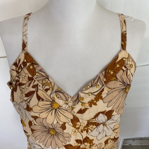 Floral print adjustable straps gold color stud no fabric content possible rayon - Picture 2 of 6